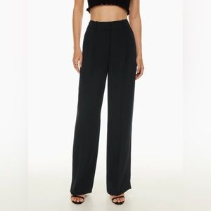 Aritzia Wilfred Effortless Pant in Size 12 Black